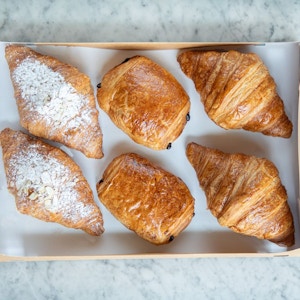 Mixed Croissant Sharing Box Small