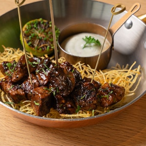 Tenderloin Beef Cubes with Potato Hey