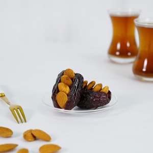 Dates with Almonds 250g