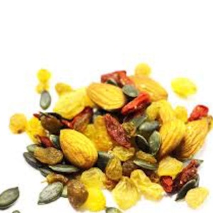 Energy mix nuts with Raisins ( مكسرات متنوعه مع الزبيب ( مكسرات الطاقه