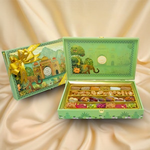 Green Temple Box - Medium