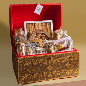 Large VIP National Day Trèsor Box 🎁