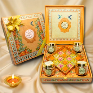 Royal Flower Square Box - Large