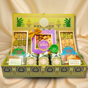 Royal Green Rectangle Basket - Large