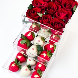 Acrylic Premium Box Red "Valentine"