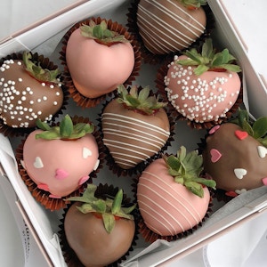 Chocolate Strawberries "Romeo & Juliet"