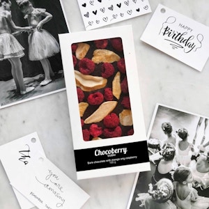 Dark Chocolate Bar with dry Mango and Raspberries