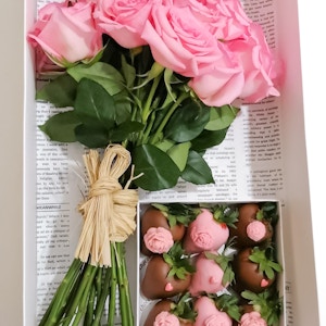 Exclusive Package Delicate with box of Strawberries