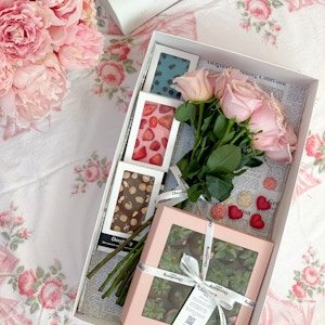 Exclusive Package Mother of Pearl