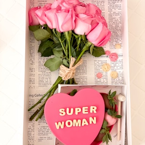 Exclusive Package Pink Heart Shape "Super Woman"