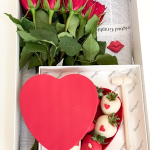 Mini Love Red Heart Shape "Valentine"