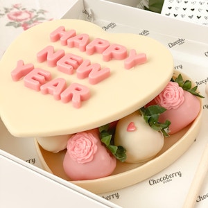 White Heart Shape Chocolate with 8 Strawberries dipped in Chocolate "Happy New Year"