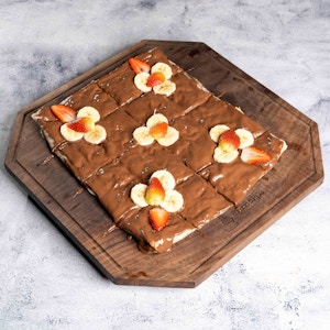 Large Feteer W Nutella Chocolate فطيرة كبيرة بشوكولاتة النوتيلا