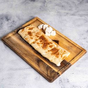 Small Feteer W Feta Cheese فطيرة صغيرة بالجبنة الفيتا