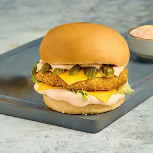 Crispy Cheese Chicken Burger