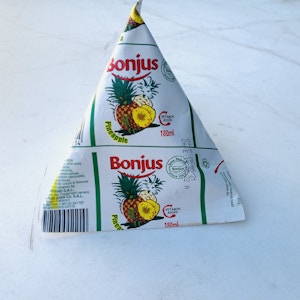 Drink Bonjus Pineapple 180 Ml ( عصير بون جوس اناناس )