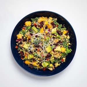 Quinoa, Mango & Black Bean Salad π₯¦πΆ