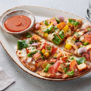 Paneer tikka Kulchizza