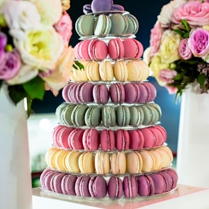 Macarons Tower برج الماكرون