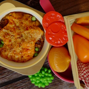 Shepherd’s pie with root vegetable mash- 230g