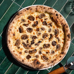 Truffle & Mushroom Pizza 13"