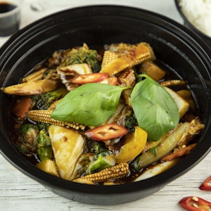 Assorted Vegetable With Hot Basil