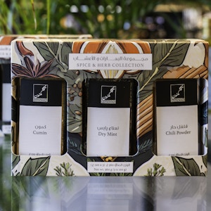 Collection Cumin Powder, Dry Mint, Chili Powder